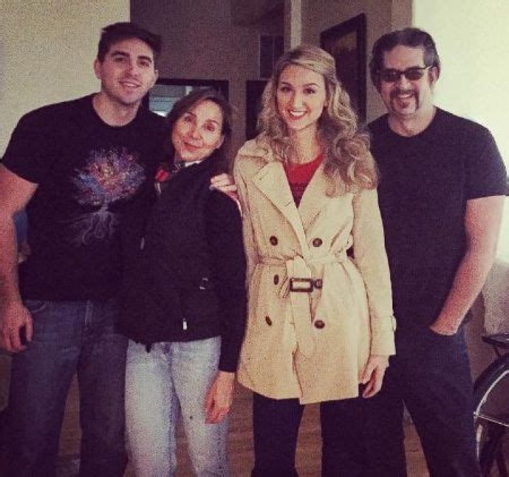 India Everett | Top Gun Maverick Star, Age, Husband, Bio, Wiki