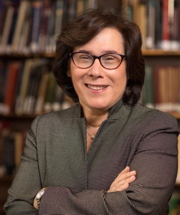 Iris Weinshall: A Comprehensive Insight into Her Life and Contributions