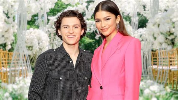 Is Laura Checkley Married To Tom Davis? Details To Know About Her Partner