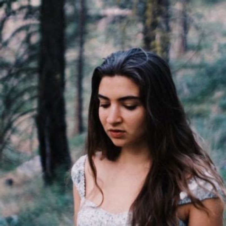 Isabel Paige- Age, Height, Wiki, Net Worth, Boyfriend, Ethnicity