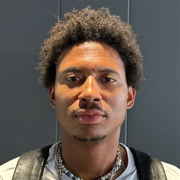 Ishod Wair Net Worth, Age, Height, Bio, Birthday, Wiki!