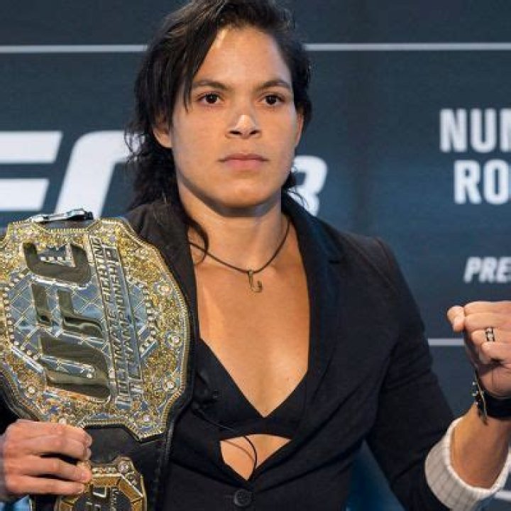 Istela Nunes Family | Is She Related To Amanda Nunes