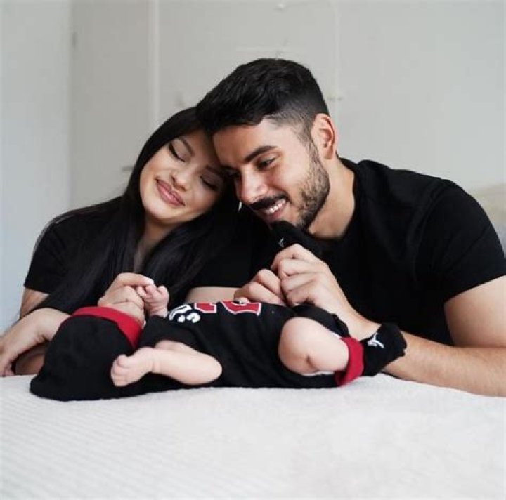 Ivana Santacruz’s Boyfriend: Who is Ivana Santacruz Dating?