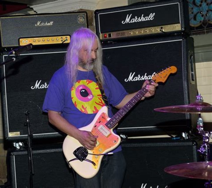 J. Mascis Net Worth, Age, Height, Bio, Birthday, Wiki!