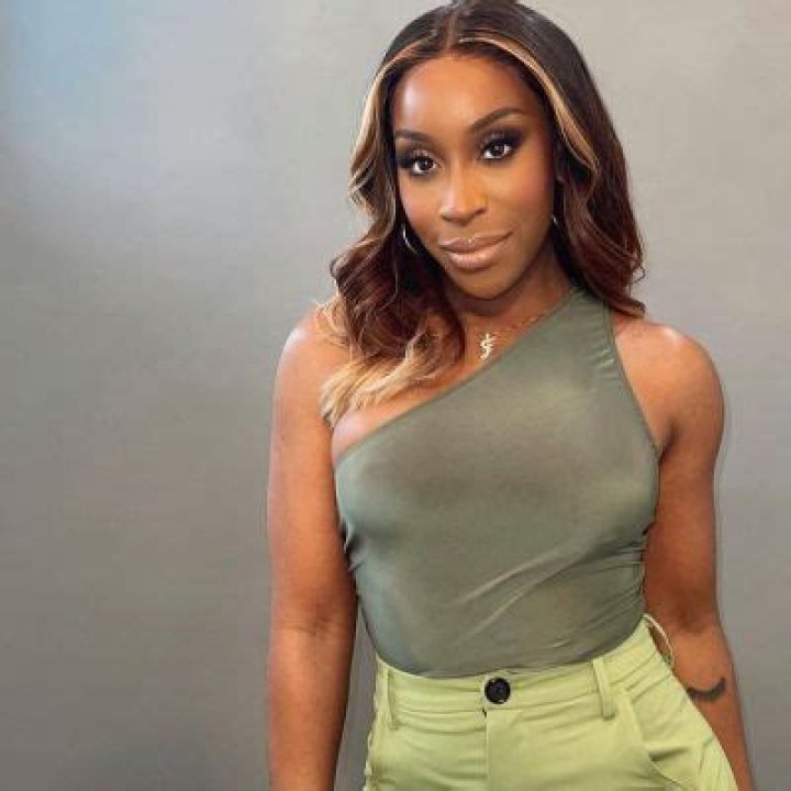 Jackie Aina- Bio, Age, Husband, Net Worth, Height, Career
