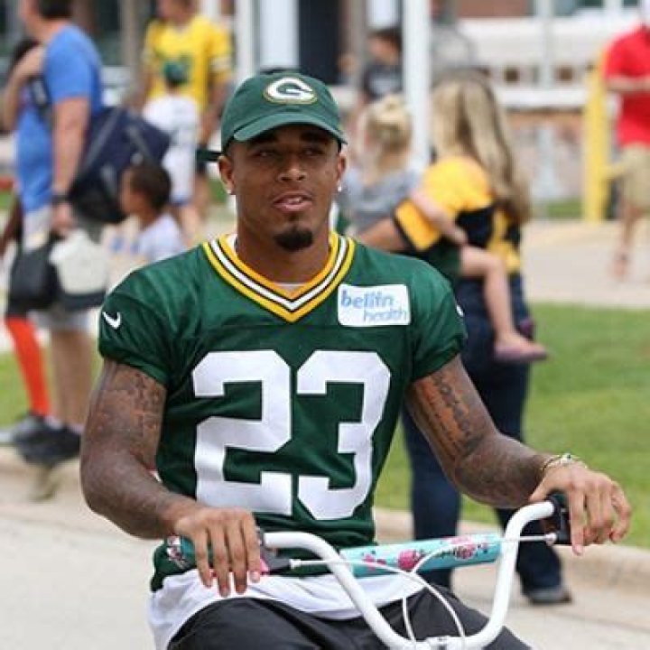 
Jaire Alexander Wife: Is He Married or Dating Anyone? Relationship & Career	