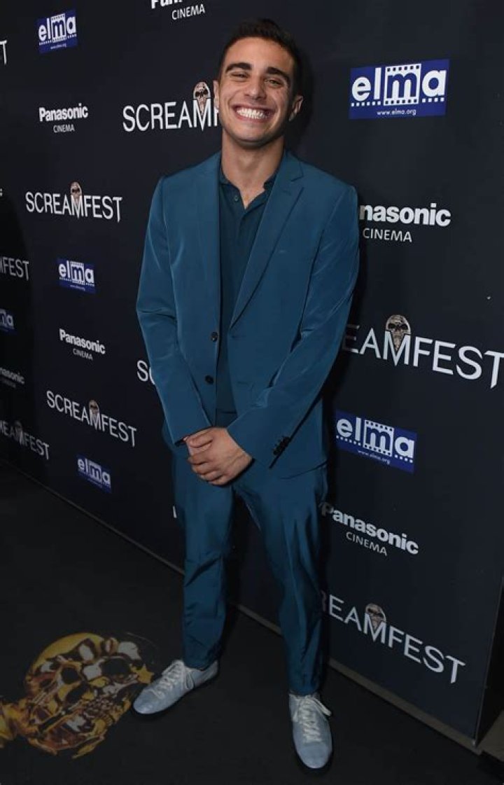 Jake Cannavale - Net Worth, Age, Height, Birthday, Bio, Wiki!