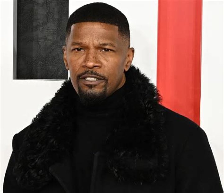 Jamie Foxx Biography: Wife, Net Worth, Kids, Age, Songs, Daughter, Movies, Height, Show, Sister, Girlfriend, Wikipedia