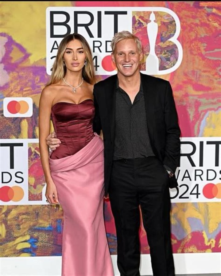 Jamie Laing Biography: Age, Net Worth, Instagram, Spouse, Height, Wiki, Parents, Siblings