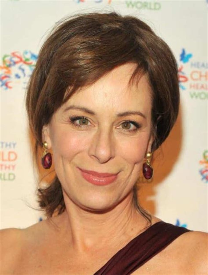 Jane Kaczmarek - Net Worth, Age, Height, Birthday, Bio, Wiki!