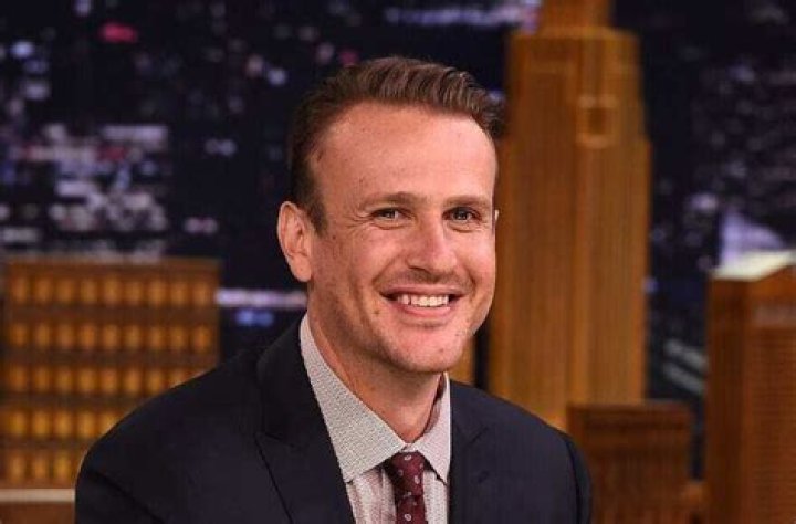 Jason Segel- Net Worth, Bio, Age, Girlfriend, Height, Movies, Career