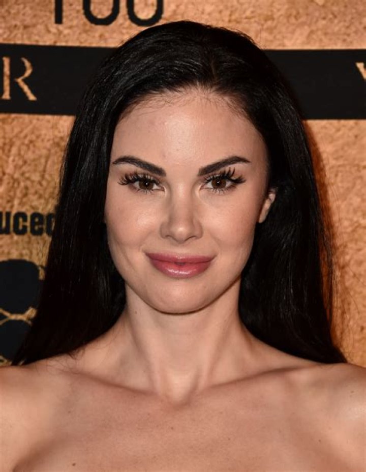 Jayde Nicole - Net Worth, Age, Height, Birthday, Bio, Wiki!