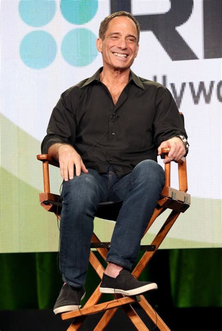 Jeffrey Levin Net Worth, Age, Height, Bio, Birthday, Wiki!