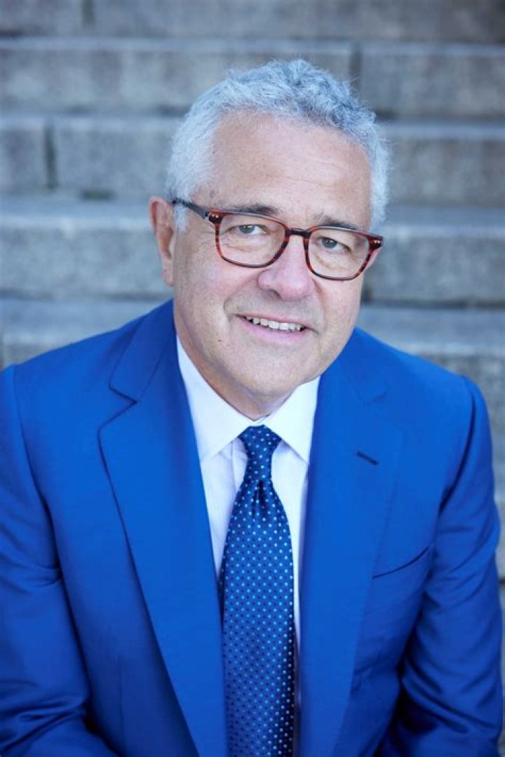 Jeffrey Toobin | Bio, Age, Net Worth, Relationship, Career