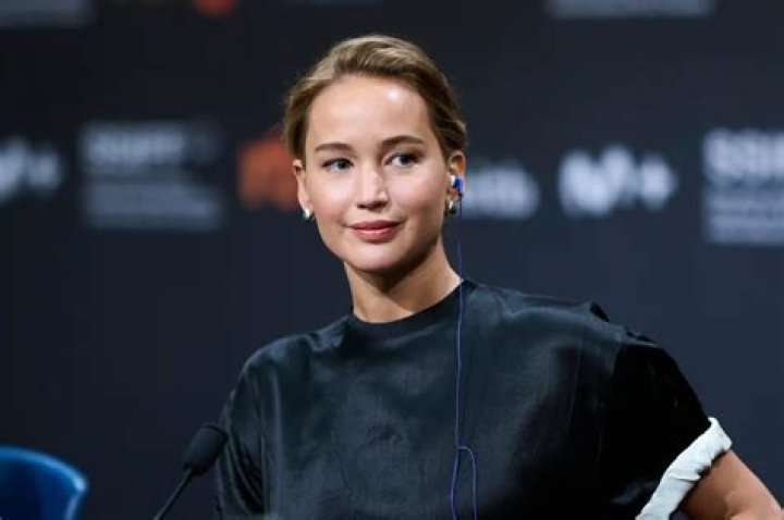 Jennifer Lawrence Biography: Net Worth, Age, Instagram, Net Worth, Husband, Height, Kids, Parents