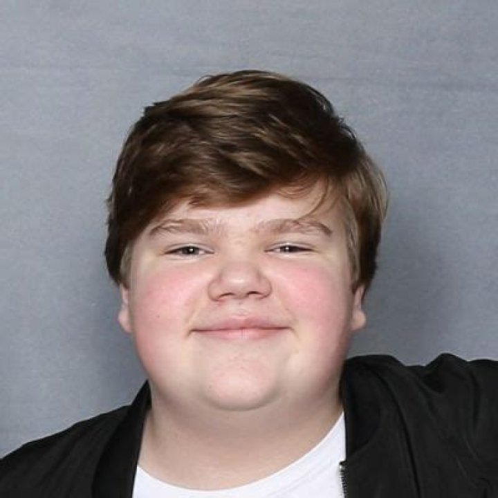 Jeremy Ray Taylor- Wiki, Age, Height, Net Worth, Girlfriend, Ethnicity