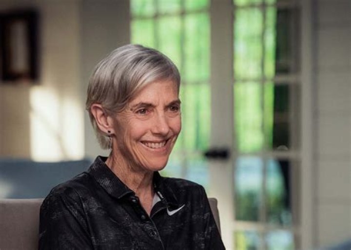 Joan Benoit Samuelson Net Worth 2024, Age, Height, Bio, Birthday, Wiki!