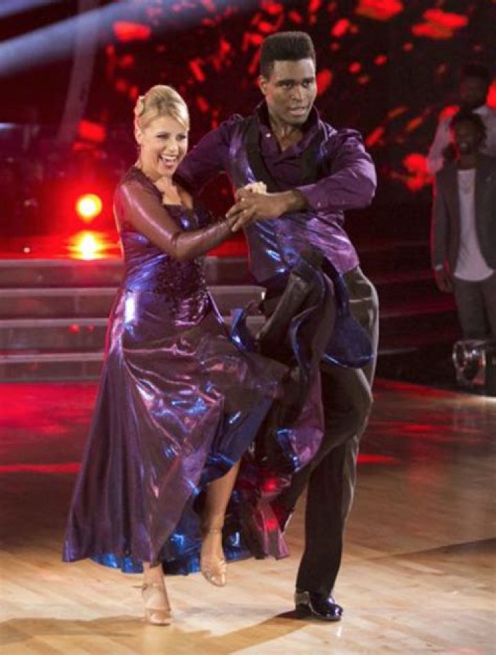 Jodie Sweetin Dancing With The Stars Quickstep Video Season 22 Week 7 – 5/2/16 #DWTS
