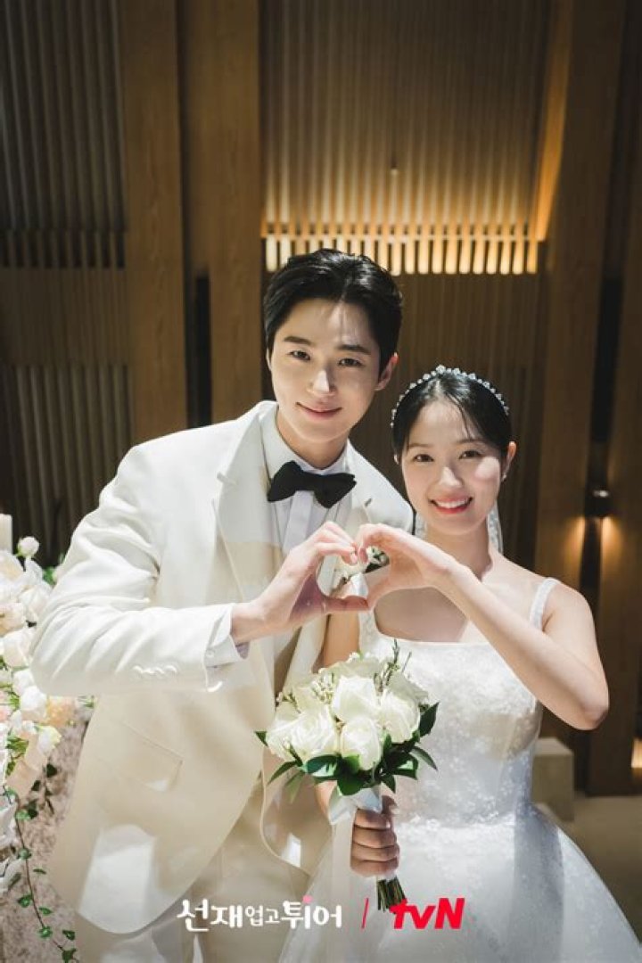 Joe Yoon’s Girlfriend: Who is Joe Yoon Dating?