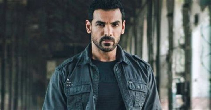 John Abraham Biography, Wife, Height, Net Worth, Movies, House and Parents