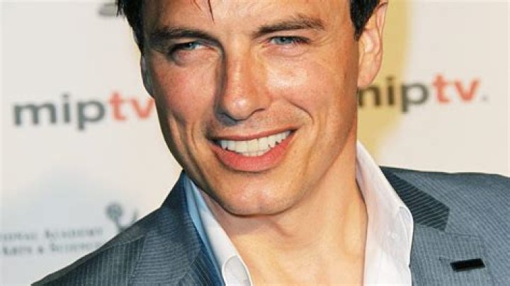 John Barrowman – Biography, Age, Height, Net Worth, Wife, Marriage
