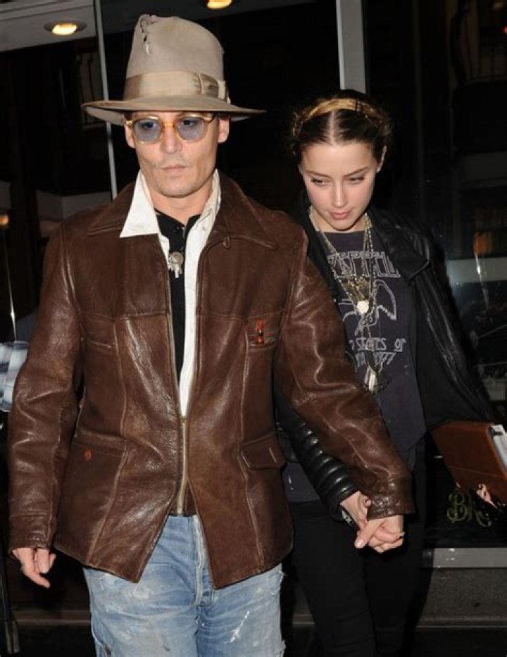 Johnny Depp Cheating With Vanessa Paradis on Amber Heard – Wedding Off?
