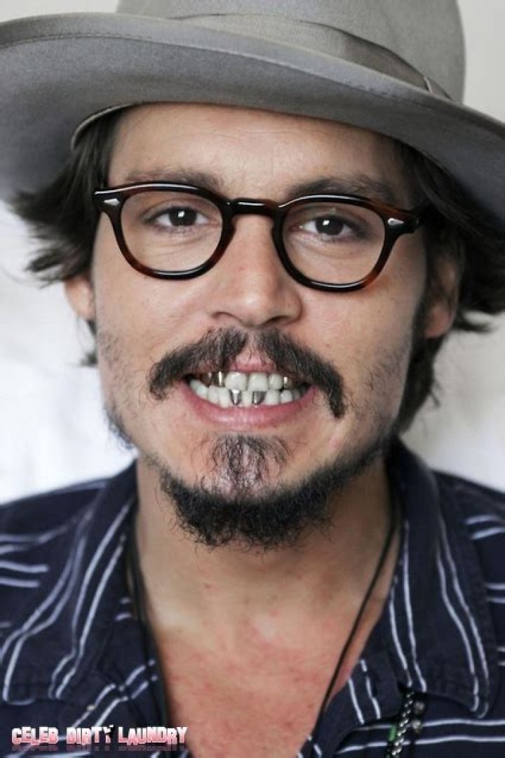 Johnny Depp Refuses To Brush His Teeth (PHOTO)