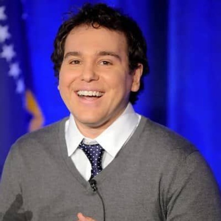 Jon Lovett- Wiki, Age, Ethnicity, Wife, Height, Net Worth, Career
