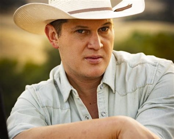Jon Pardi Net Worth, Age, Height, Bio, Birthday, Wiki!