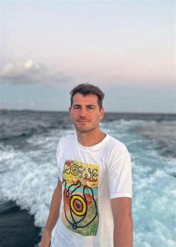 Jonathan Casillas - Net Worth, Age, Height, Birthday, Bio, Wiki!