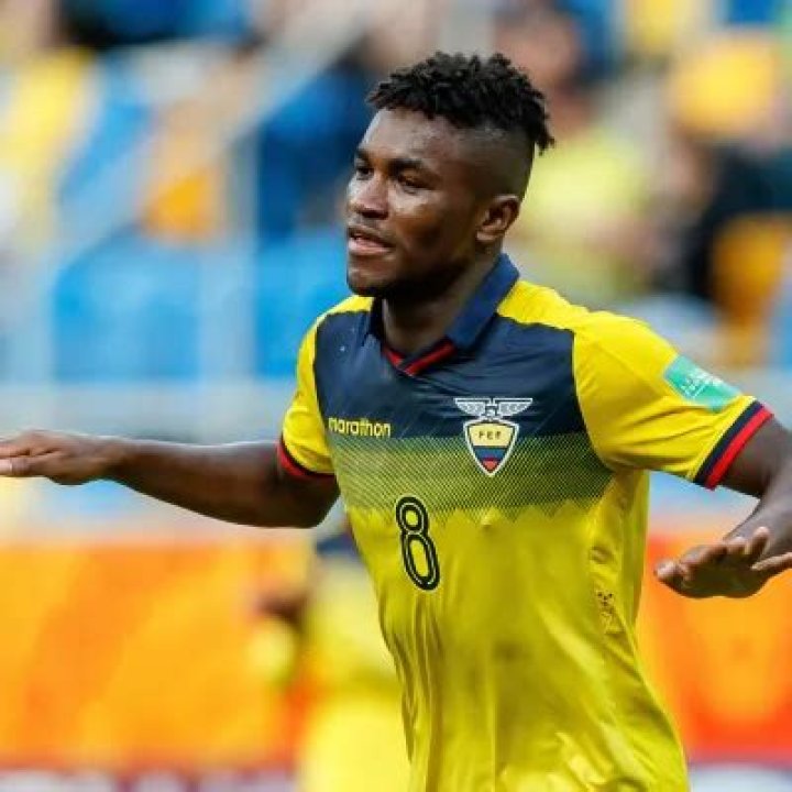 Jose Cifuentes – Wiki, Age, Girlfriend, Net Worth, Height, Career