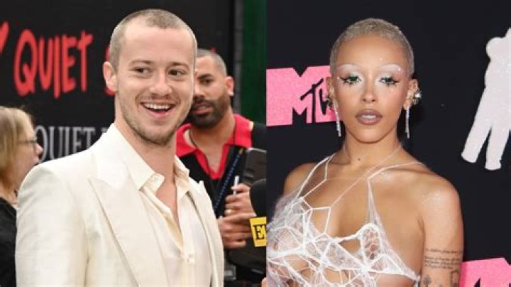 Joseph Mazzello’s Girlfriend: Who is Joseph Mazzello Dating?