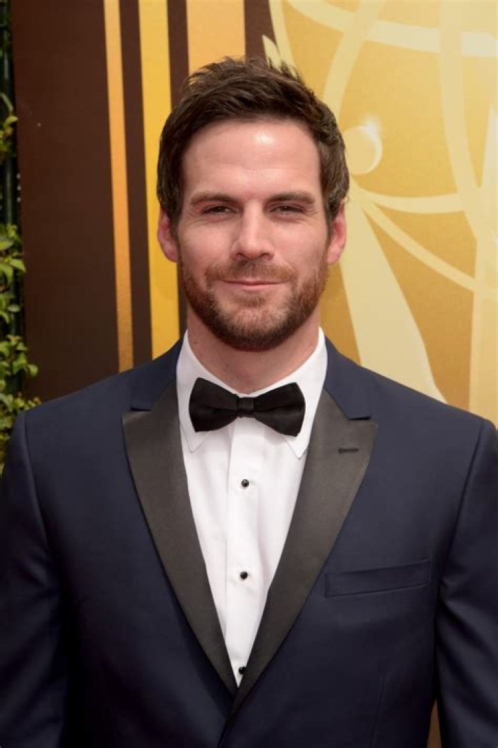 Josh Bailey - Net Worth, Age, Height, Birthday, Bio, Wiki!