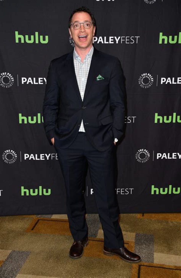 Joshua Malina Net Worth, Age, Height, Bio, Birthday, Wiki!