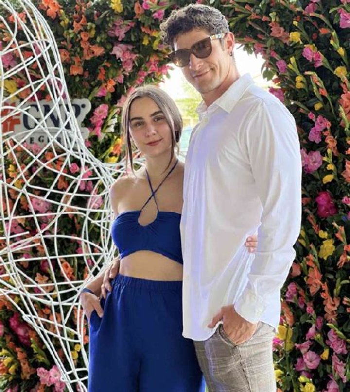 Julia Urbini - Net Worth, Age, Height, Birthday, Bio, Wiki!