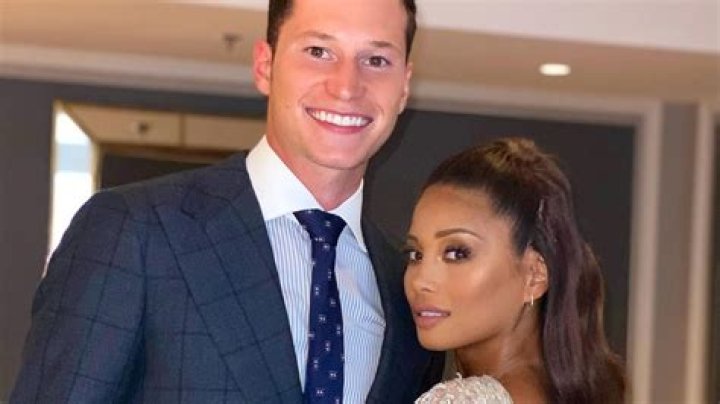 Julian Draxler’s Girlfriend: Who is Julian Draxler Dating?