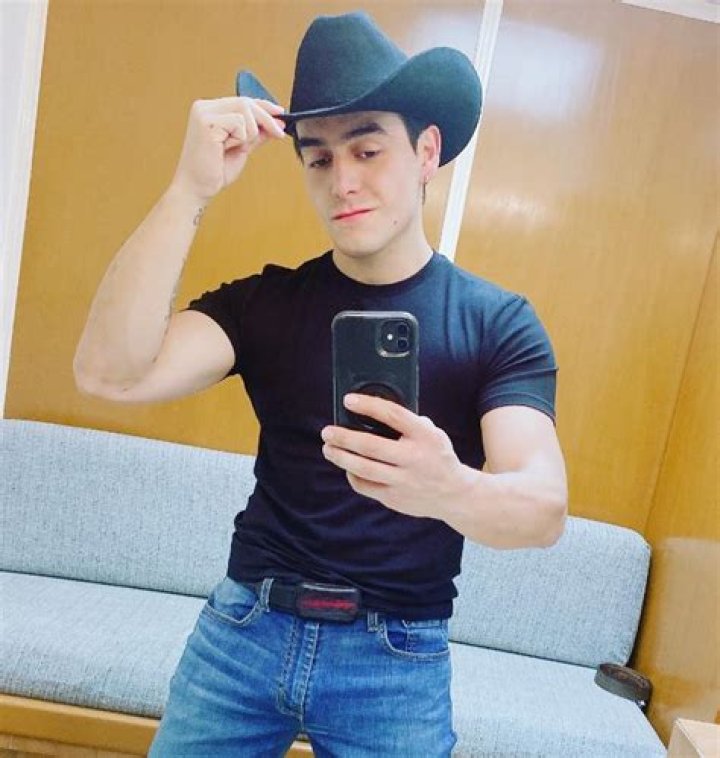 Julián Figueroa Net Worth, Age, Height, Bio, Birthday, Wiki!