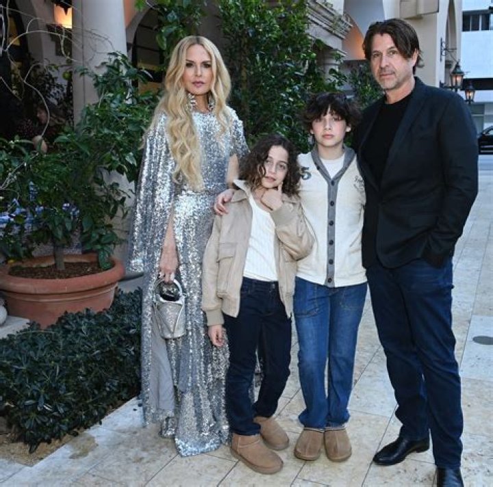 Julie Berman Net Worth, Age, Height, Bio, Birthday, Wiki!