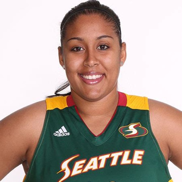 Kaleena Mosqueda-Lewis Net Worth, Age, Height, Bio, Birthday, Wiki!