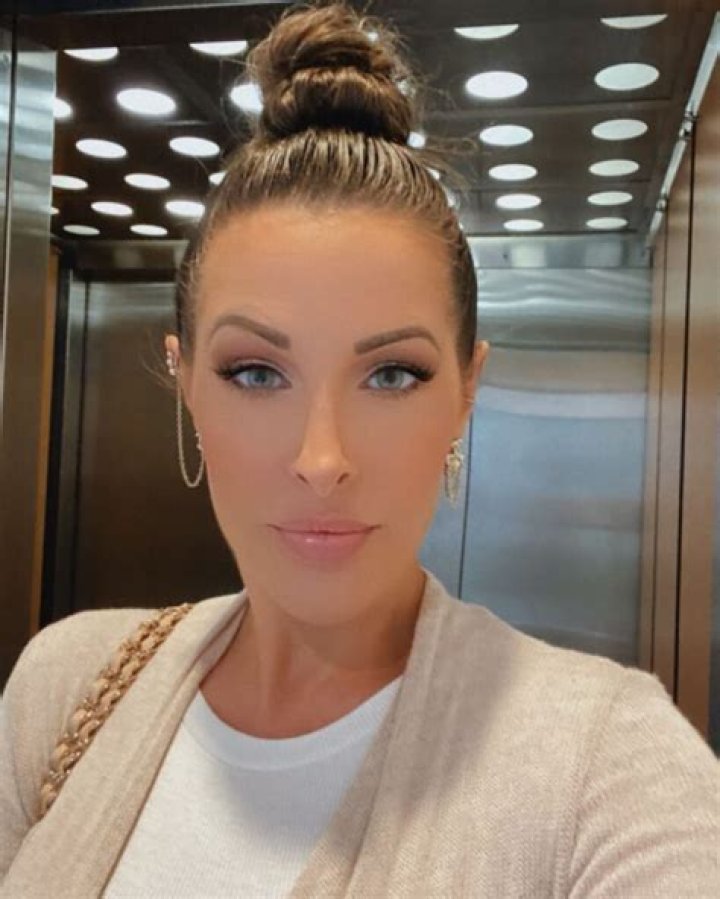 Kane- Wiki, Age, Ethnicity, Wife, Height, Net Worth, Career