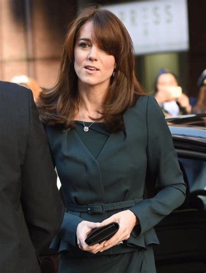 Kate Middleton New Haircut for Christmas Holidays: Queen Elizabeth Demands Conservative Hair Style? (PHOTOS)