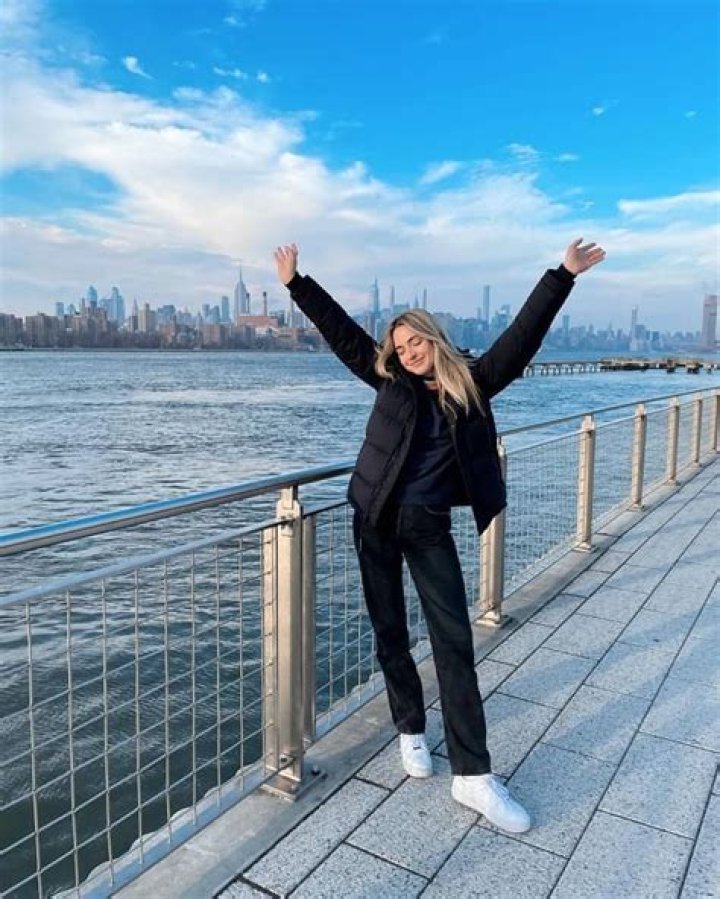 Katelyn Tarver Net Worth 2024, Age, Height, Bio, Birthday, Wiki!
