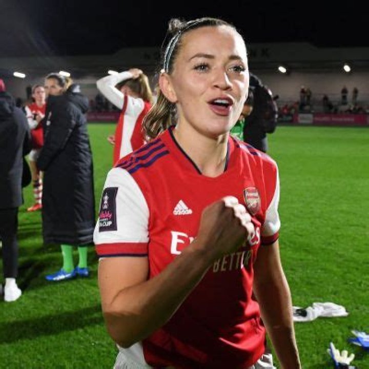 Katie McCabe Husband | Is She Married | Family And Career Highlights