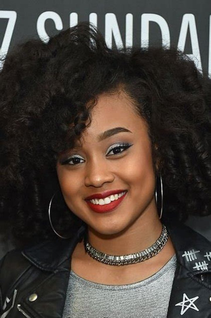 Katlyn Nichol - Net Worth, Age, Height, Birthday, Bio, Wiki!