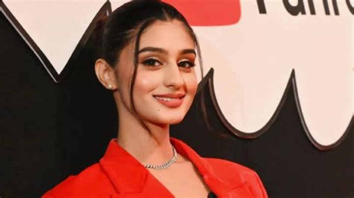 Keeya Khanna Net Worth 2024, Age, Height, Bio, Birthday, Wiki!