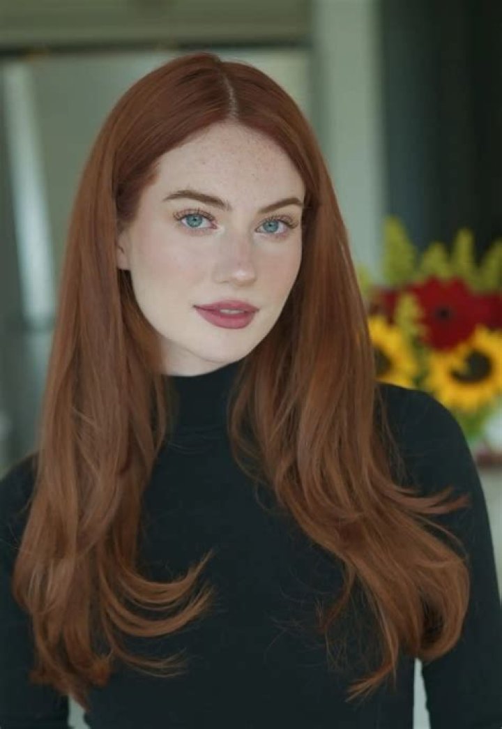 
Kennedy Claire Walsh- Net worth, Age, Bio, Height, Boyfriend, Nationality	