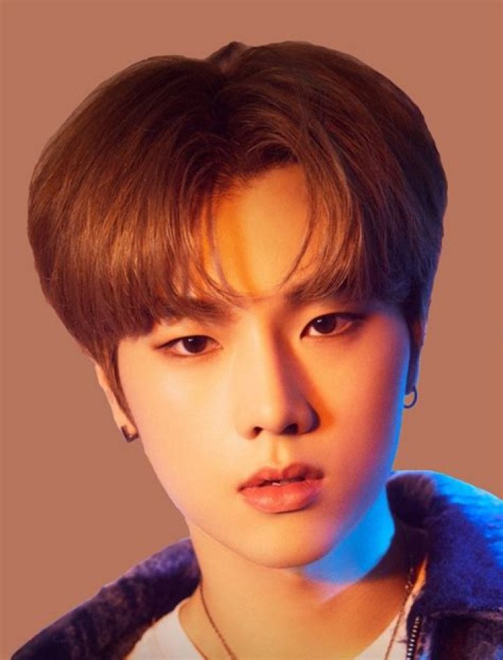 Kim Jung-Su Net Worth, Age, Height, Bio, Birthday, Wiki!