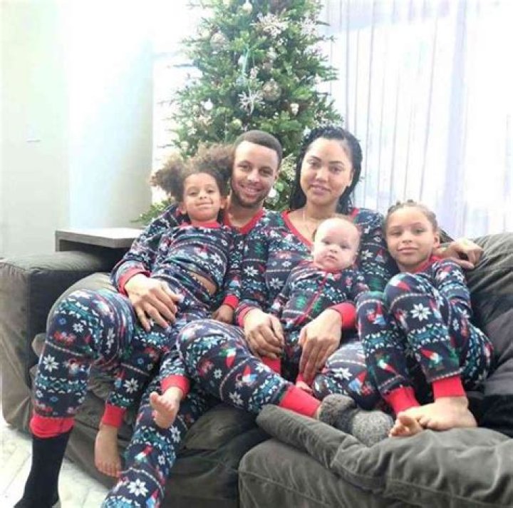 Know About Ayesha Curry; Age, Stephen Curry, Wedding, Kids, Instagram