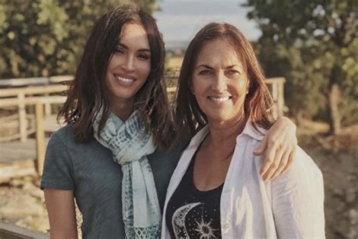 Kristi Branim Fox- Megan Fox Sister, Know About Her Family Background & Childhood