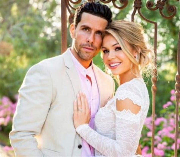 Krystal Nielson- Bio, Age, Height, Net Worth, Husband, Marriage